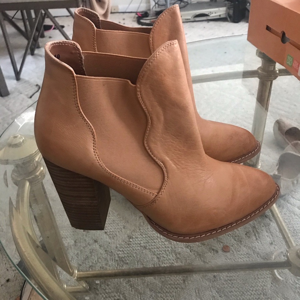 Bootie - Picture 3 of 4